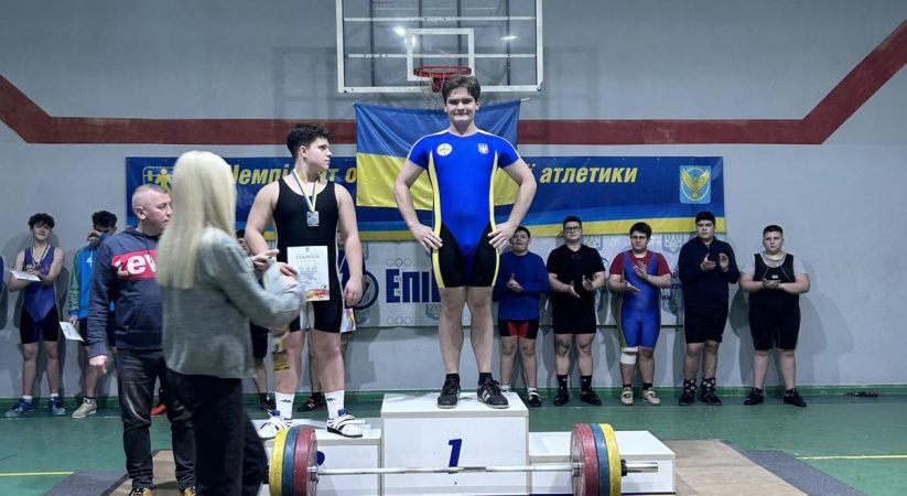 Спортсмени ОДЮСШ взяли участь у Чемпіонаті області з важкої атлетики, продемонструвавши високий рівень підготовки та покращивши свої особисті досягнення!