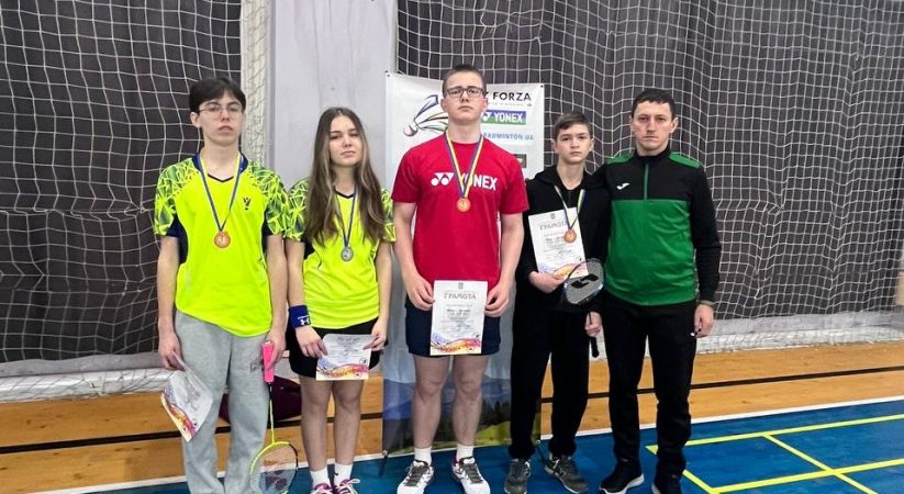 З 5 по 6 квітня відбувся Чемпіонат Івано-Франківської області з бадмінтону 2025 р. U13-U15-U17-U19.
