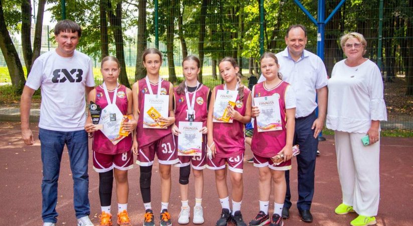 17 серпня 2025 року у парку Шевченка відбувся Чемпіонат області з баскетболу 3х3 серед юнаків та дівчат 2013 р.н.<br>• Команда дівчат ОДЮСШ-1 виборола II місце<br>• Команда дівчат ОДЮСШ-2 посіла V місце<br>• Команда юнаків ОДЮСШ завершила змагання на VI місці