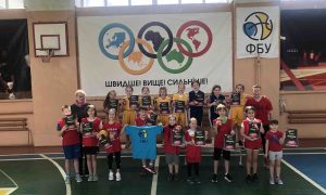 28 березня у с.Єзуполь Івано-Франківської області відбулися захопливі естафети для дітей 2016 року народження та молодших.